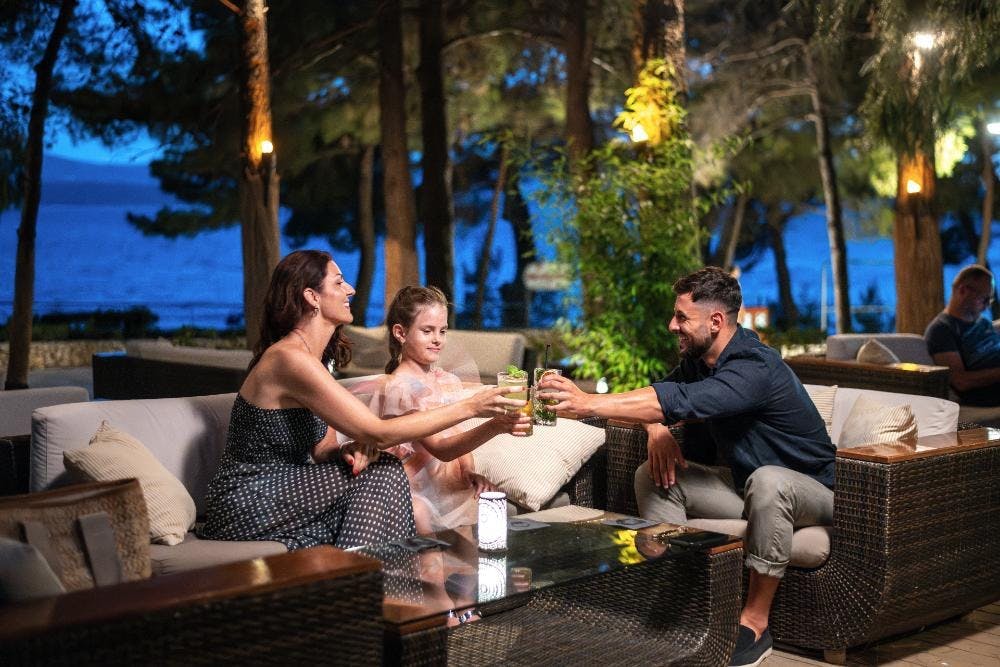 Bluesun Holiday Village Bonaca - Proljeće s punim pansionom na Braču